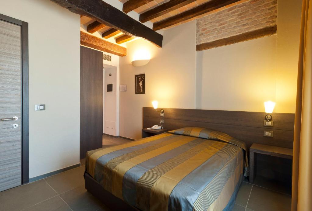Locanda Sant'Ambrogio Rivalta  Номер фото