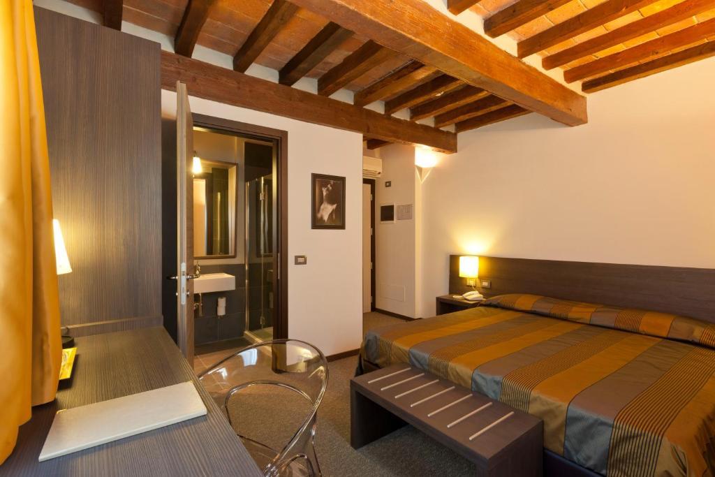Locanda Sant'Ambrogio Rivalta  Номер фото