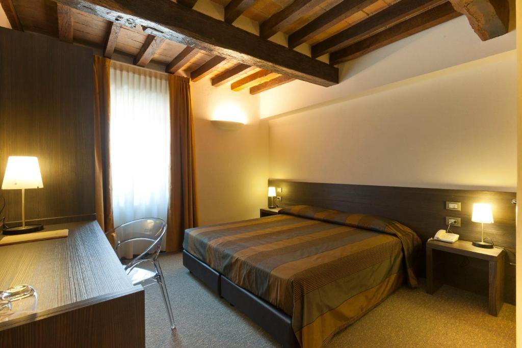 Locanda Sant'Ambrogio Rivalta  Номер фото